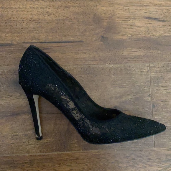 Lace heels - Picture 3 of 3